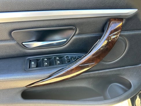 Used 2015 BMW 435i xDrive Convertible image 12