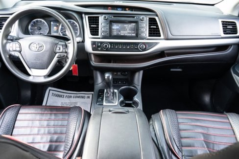 Used 2019 Toyota Highlander Plus image 39