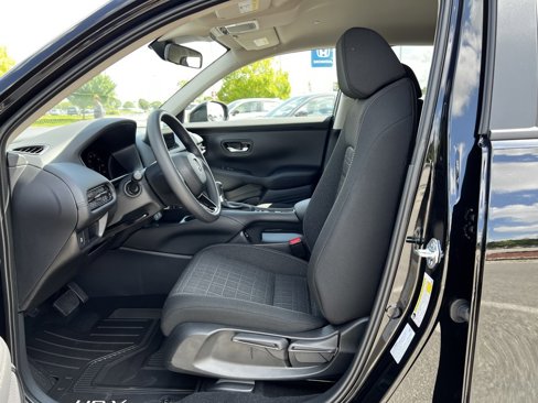 New 2026 Honda HR-V LX image 8