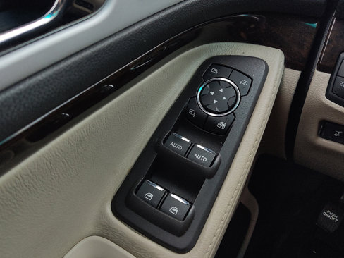 Used 2015 Ford Explorer Limited w/ Equipment Group 301A image 27
