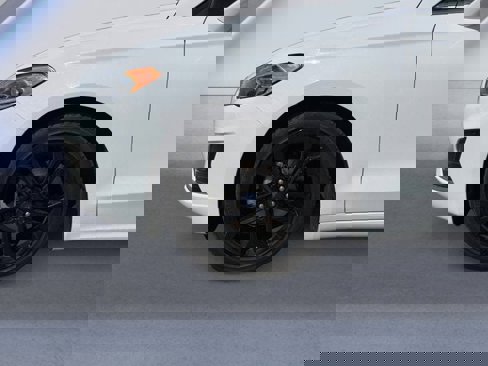 Used 2020 Ford Fusion SEL image 14