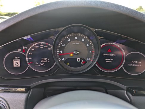 Used 2023 Porsche Cayenne image 11