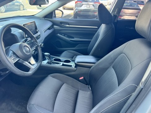 Used 2021 Nissan Altima 2.5 SV image 9