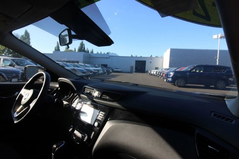 Used 2022 Nissan Rogue Sport SV w/ Technology Package image 19