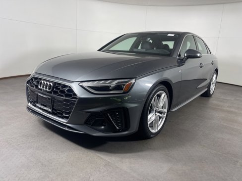 Used 2022 Audi A4 2.0T Premium Plus w/ Premium Plus Package image 3