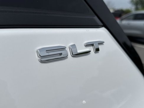 Certified 2022 GMC Terrain SLT w/ Infotainment Package II image 33