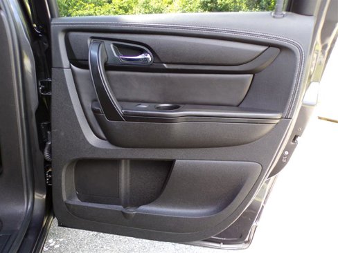Used 2016 GMC Acadia SLE image 24