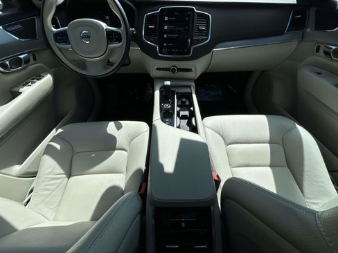 Certified 2024 Volvo XC90 B5 Core w/ Protection Package Premier image 13