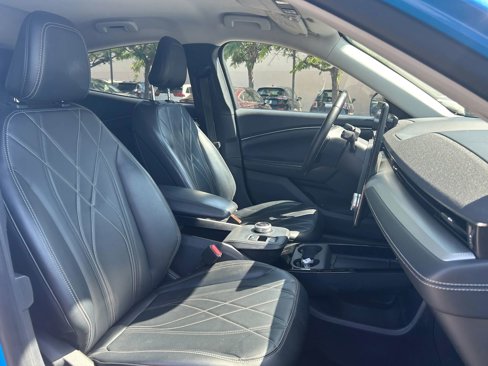 Used 2023 Ford Mustang Mach-E Select image 28