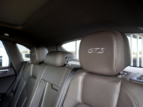 Used 2017 Porsche Macan GTS image 46