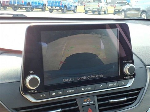 Used 2023 Nissan Altima 2.5 SV image 13