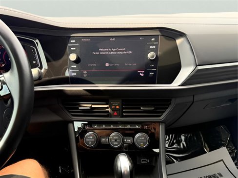 Used 2019 Volkswagen Jetta SEL image 19