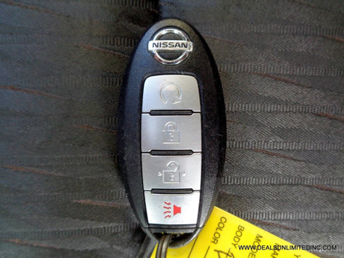 Used 2017 Nissan Rogue SV image 23