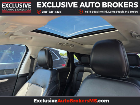 Used 2022 Ford Escape SEL image 31