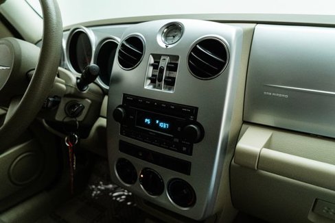 Used 2007 Chrysler PT Cruiser Touring w/ Fleet Value Group I image 27