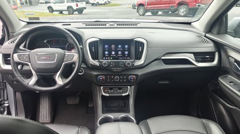 Used 2024 GMC Terrain SLT image 15