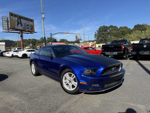 Used 2014 Ford Mustang Coupe w/ Equipment Group 102A image 2