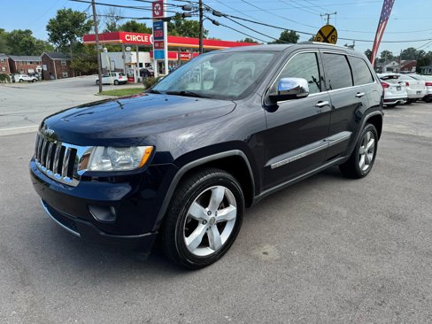 Used 2011 Jeep Grand Cherokee Limited w/ Luxury Group II image 5