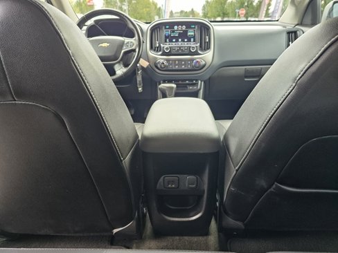 Used 2015 Chevrolet Colorado Z71 image 13
