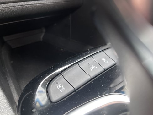 Used 2021 Buick Encore GX Select image 31