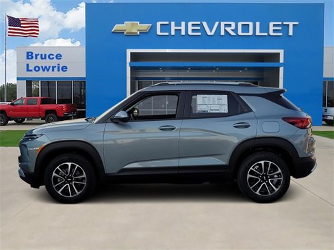 New 2026 Chevrolet TrailBlazer LT image 2