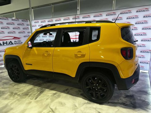 Used 2017 Jeep Renegade Altitude image 5