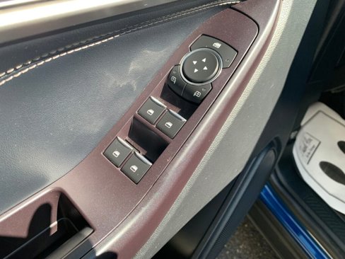 Used 2020 Ford Explorer XLT w/ Equipment Group 202A image 14