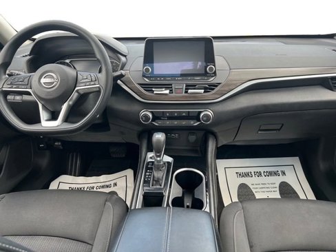 Used 2023 Nissan Altima 2.5 SV image 14