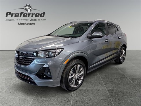 Used 2022 Buick Encore GX Select w/ Sport Touring Package image 2
