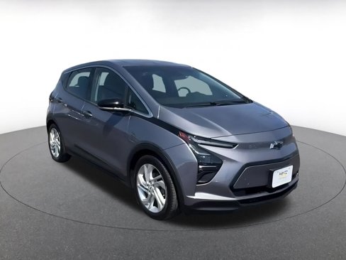 Used 2023 Chevrolet Bolt LT w/ Driver Confidence Package image 3