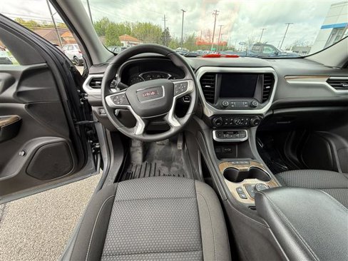 Used 2021 GMC Acadia SLE w/ Driver Convenience Package image 17