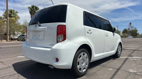 Used 2011 Scion xB image 16