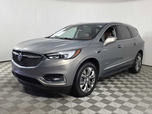 Used 2018 Buick Enclave Avenir w/ Avenir Technology Package image 3