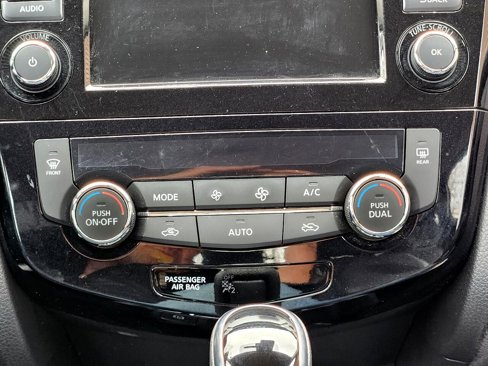 Used 2021 Nissan Rogue Sport SL image 21