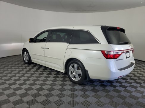 Used 2013 Honda Odyssey Touring Elite image 6