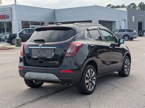 Used 2021 Buick Encore Preferred w/ Safety Package image 3