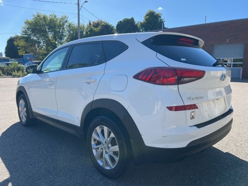 Used 2020 Hyundai Tucson SE w/ Winter Weather Package image 3