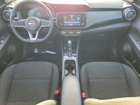 Certified 2024 Nissan Kicks SV image 15