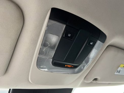 Used 2022 Kia K5 LXS image 38