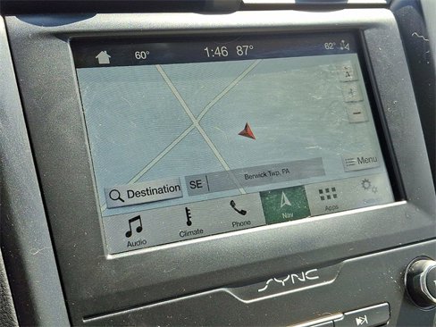 Used 2019 Ford Fusion SE w/ Equipment Group 151A image 3