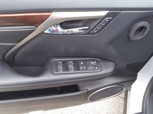 Used 2018 Lexus RX 350 AWD image 16