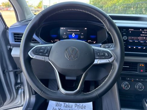 Used 2022 Volkswagen Taos SE image 14
