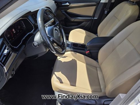 Used 2019 Volkswagen Jetta SEL image 12