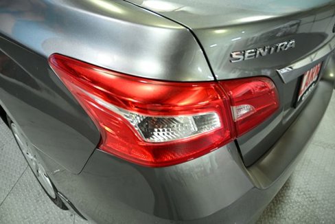 Used 2016 Nissan Sentra S image 12