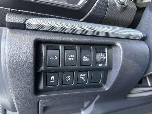 Used 2021 Subaru Forester Limited image 22