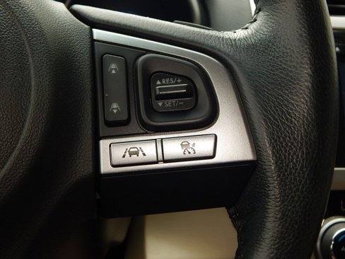 Used 2017 Subaru Outback 2.5i Limited image 25