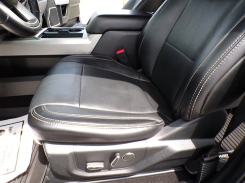 Used 2019 Ford F250 Lariat w/ Lariat Ultimate Package image 26