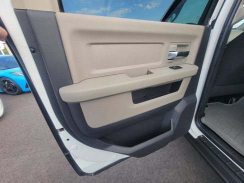 Used 2011 RAM 1500 Classic SLT image 22