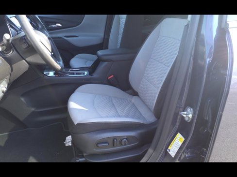 Used 2019 Chevrolet Equinox LS w/ LS Convenience Package image 12