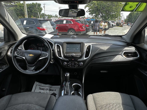 Used 2018 Chevrolet Equinox LT image 20
